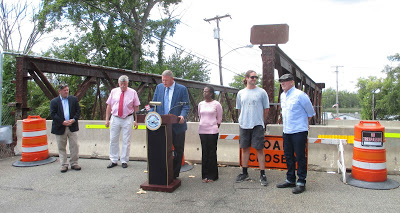 Mayor Bill Hallenbeck's so-called Ferry Street Bridge press conference more resembled a campaign event (photo courtesy Carole Osterink/Gossips of Rivertown)